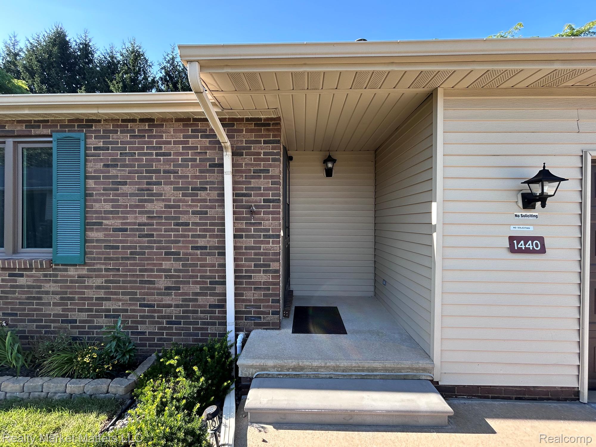 1440 Sheridan Court 37