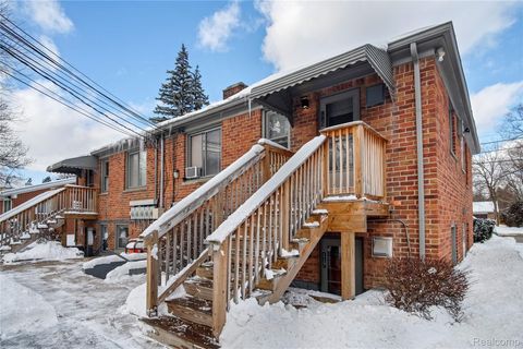 115 W 13 Mile Road Royal Oak Charter Township MI 48073