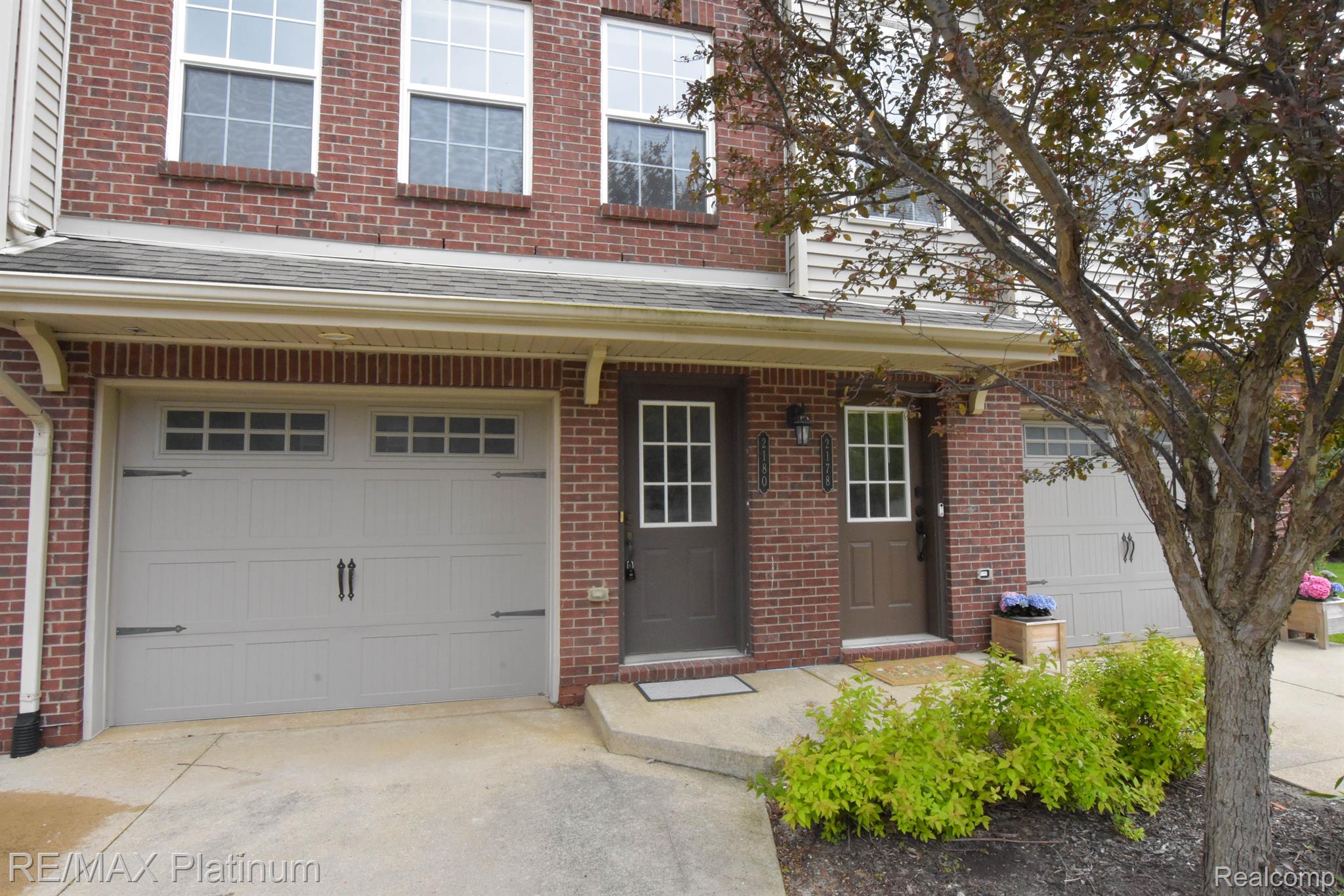 2180 KNOTTY PINE Trail