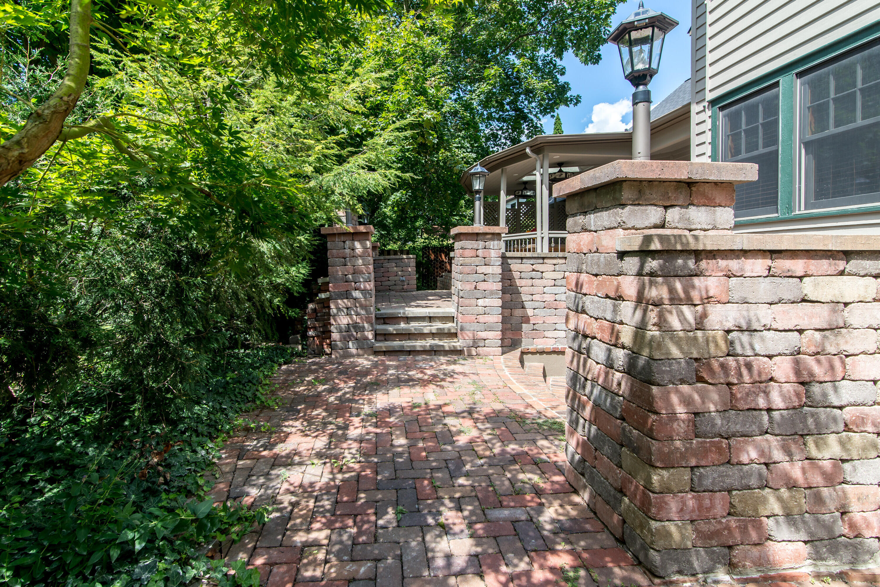 1928 Lorraine Place