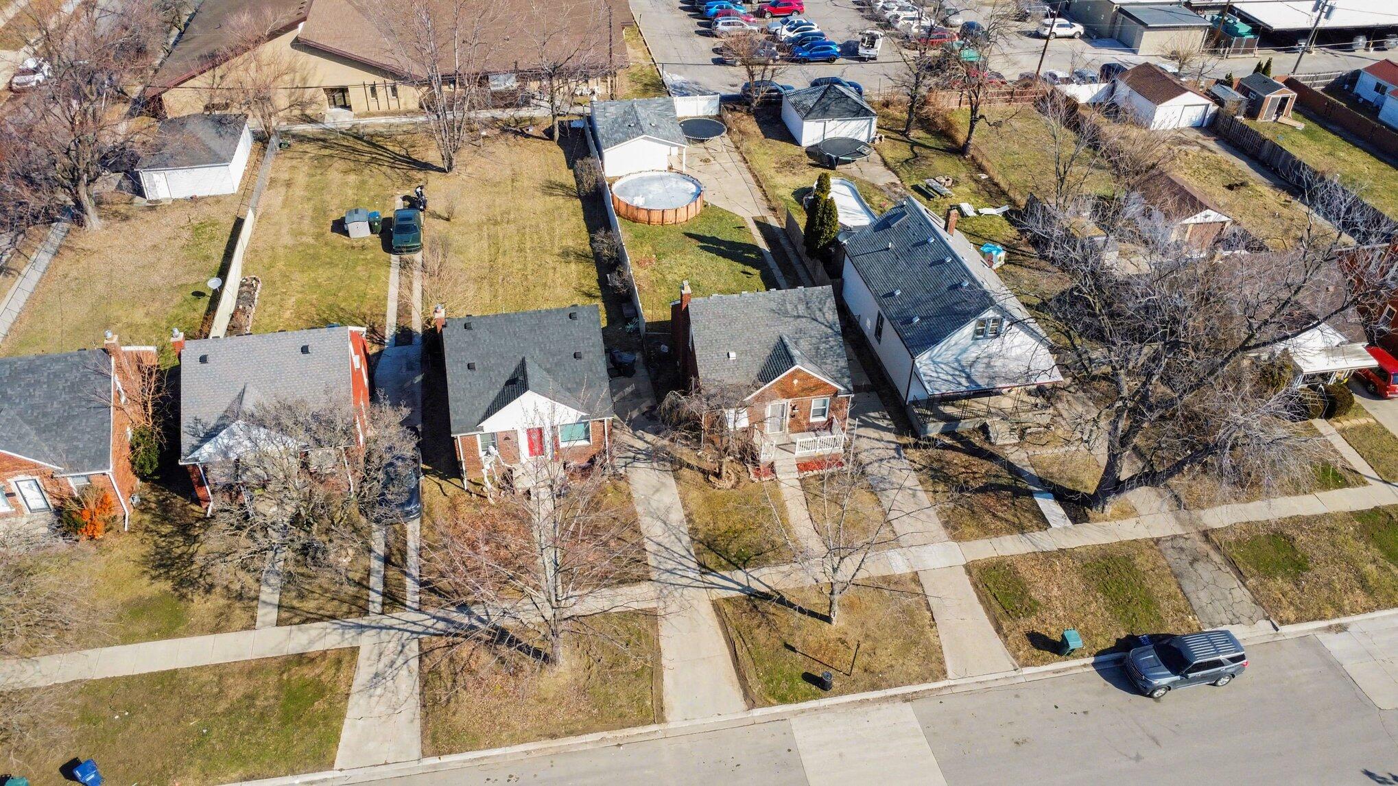 1472 Philomene Boulevard