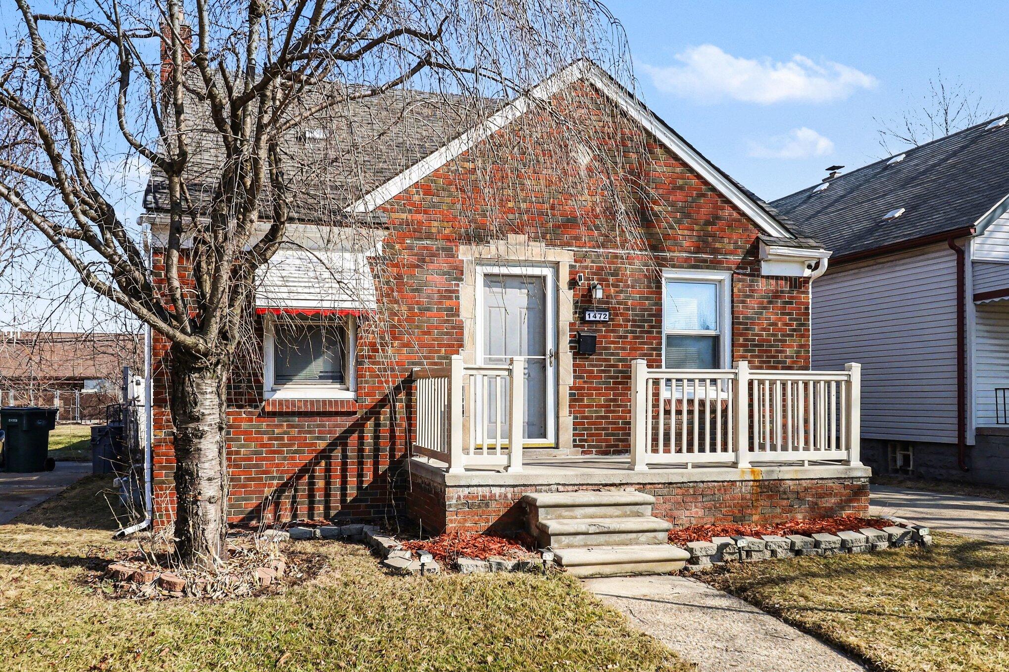 1472 Philomene Boulevard