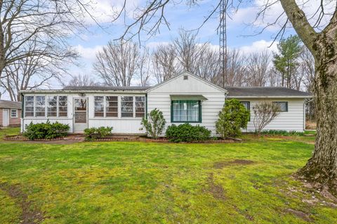 55796 92nd Avenue Hamilton Township MI 49047