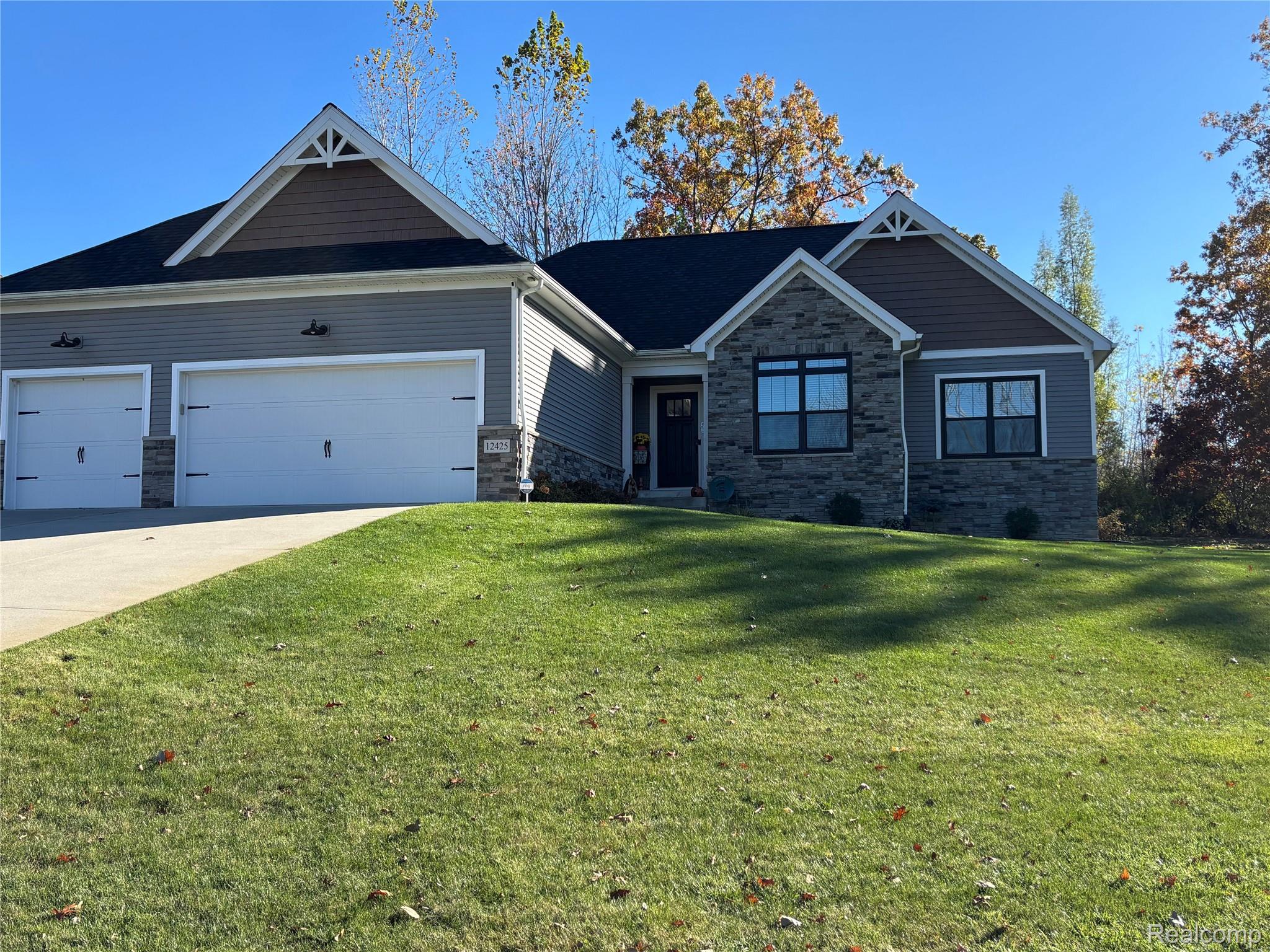 12425 Wolfberry Court