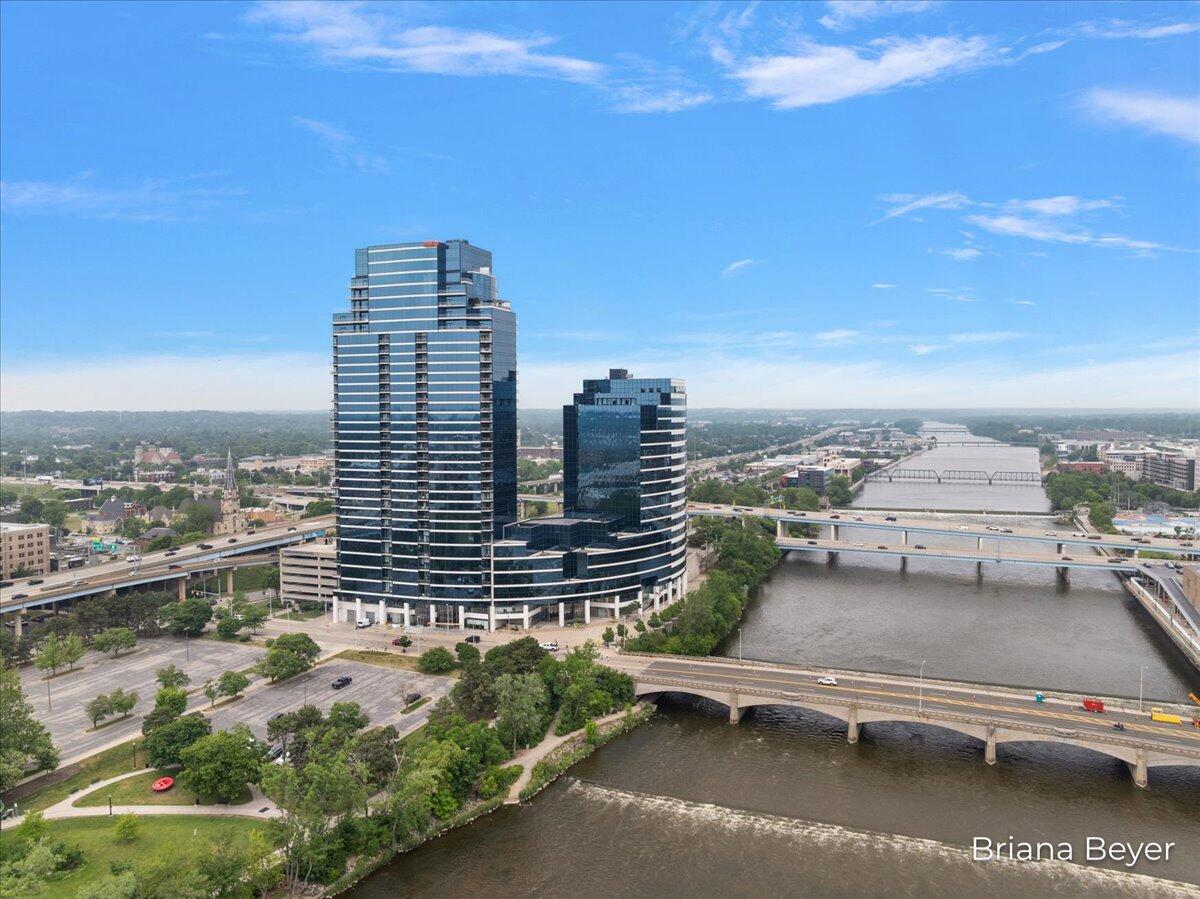 335 Bridge Street NW 3102