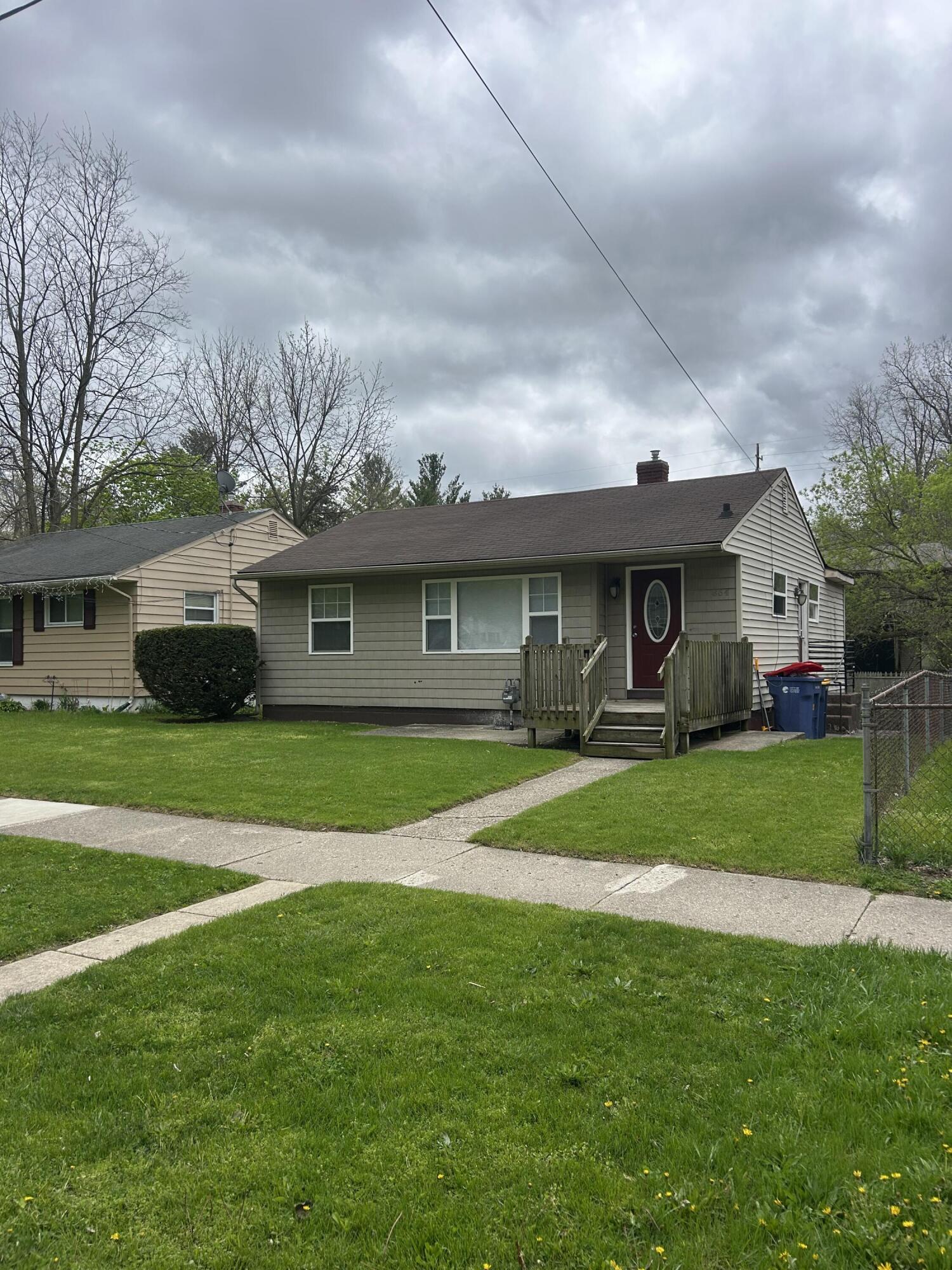 864 Carrier Creek Boulevard NE