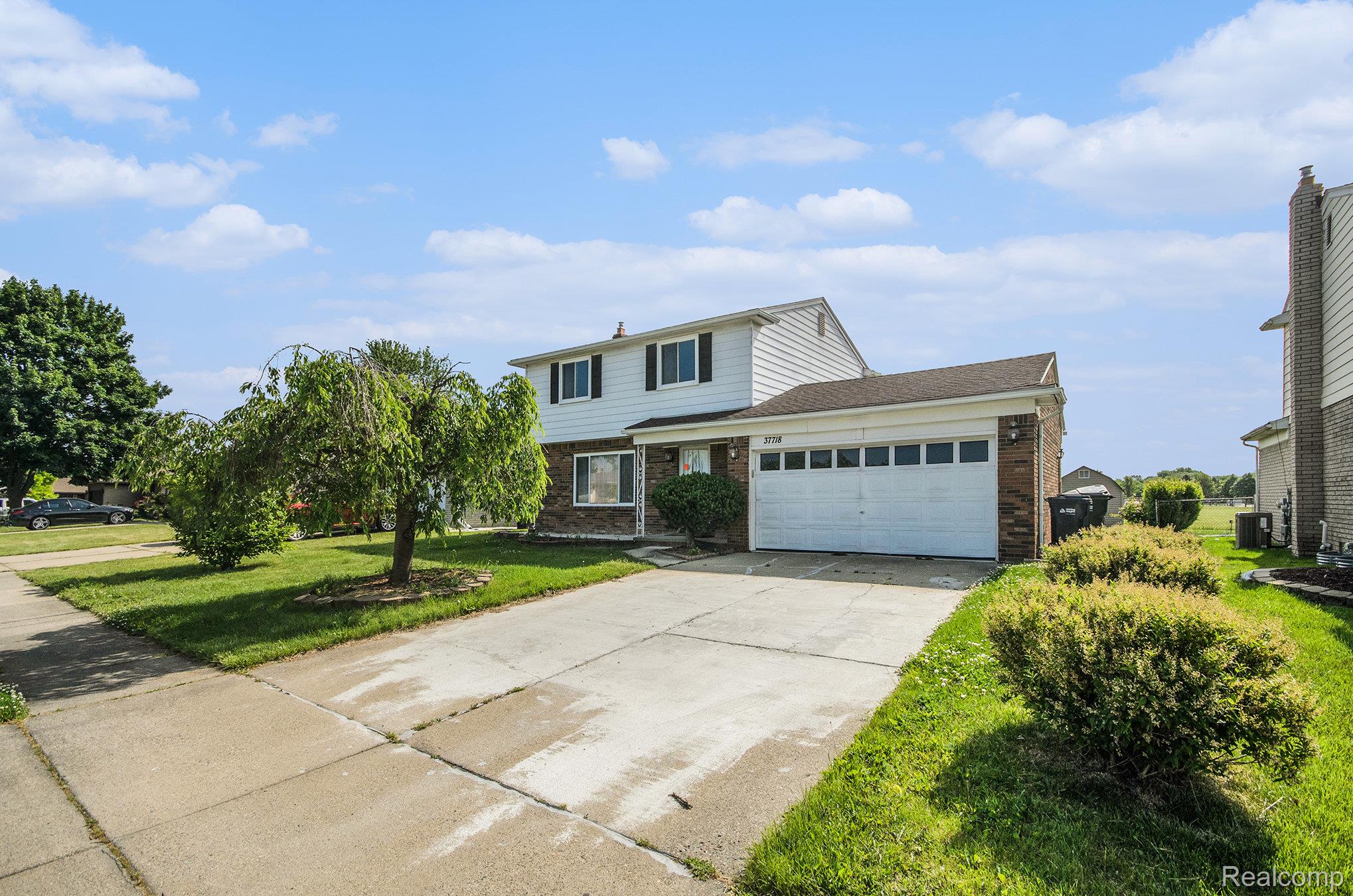 37718 Douglas Court