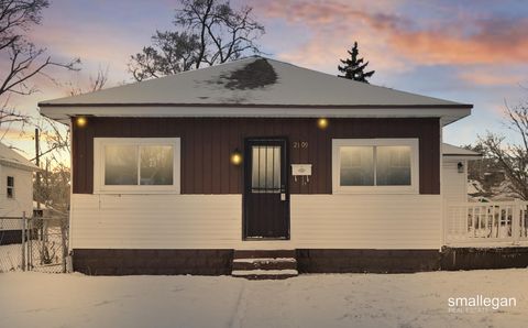 2109 Hoyt Street Muskegon Heights City MI 49444