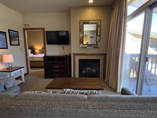 2400 Troon South
