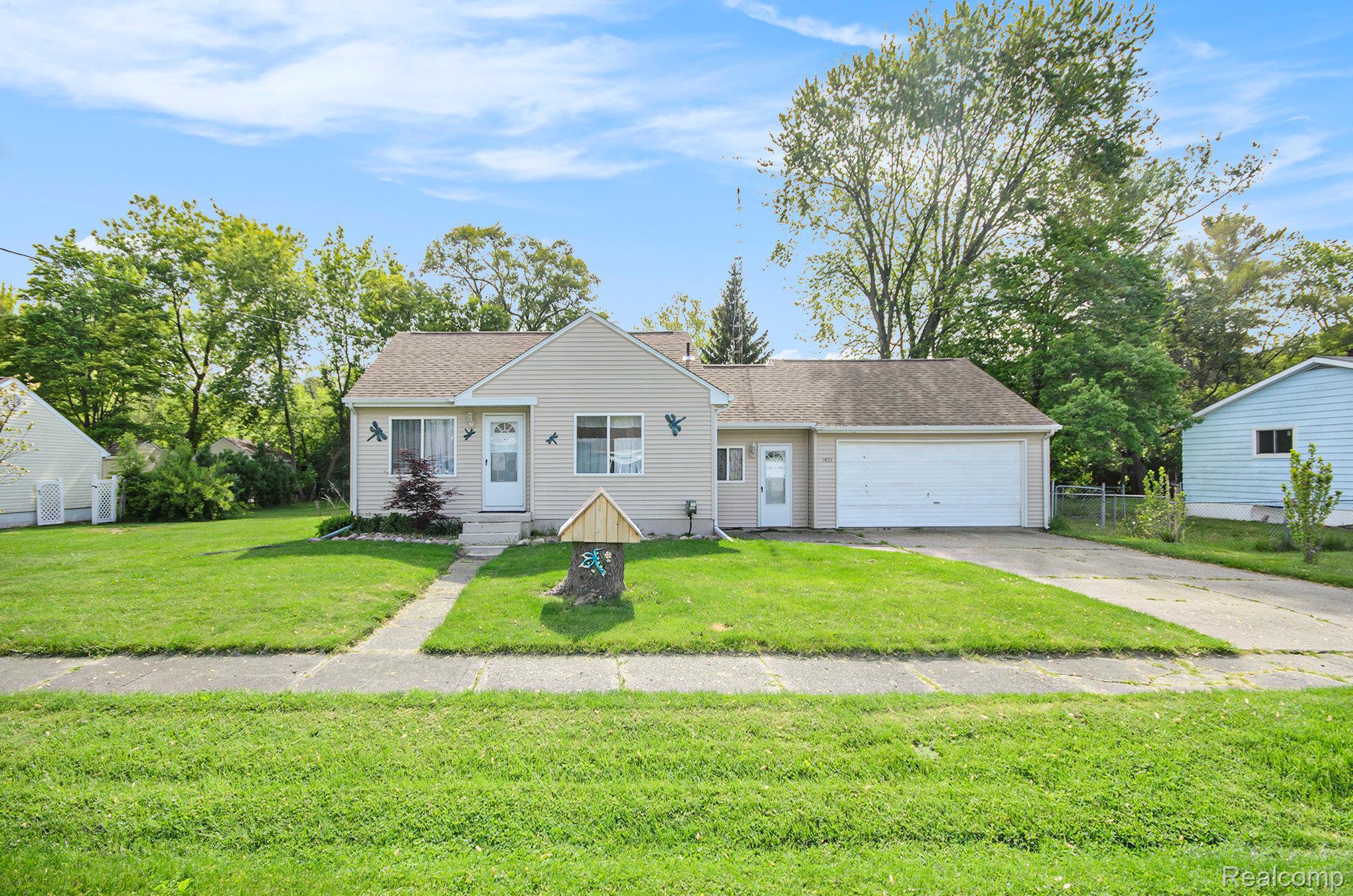 1401 Martha Avenue