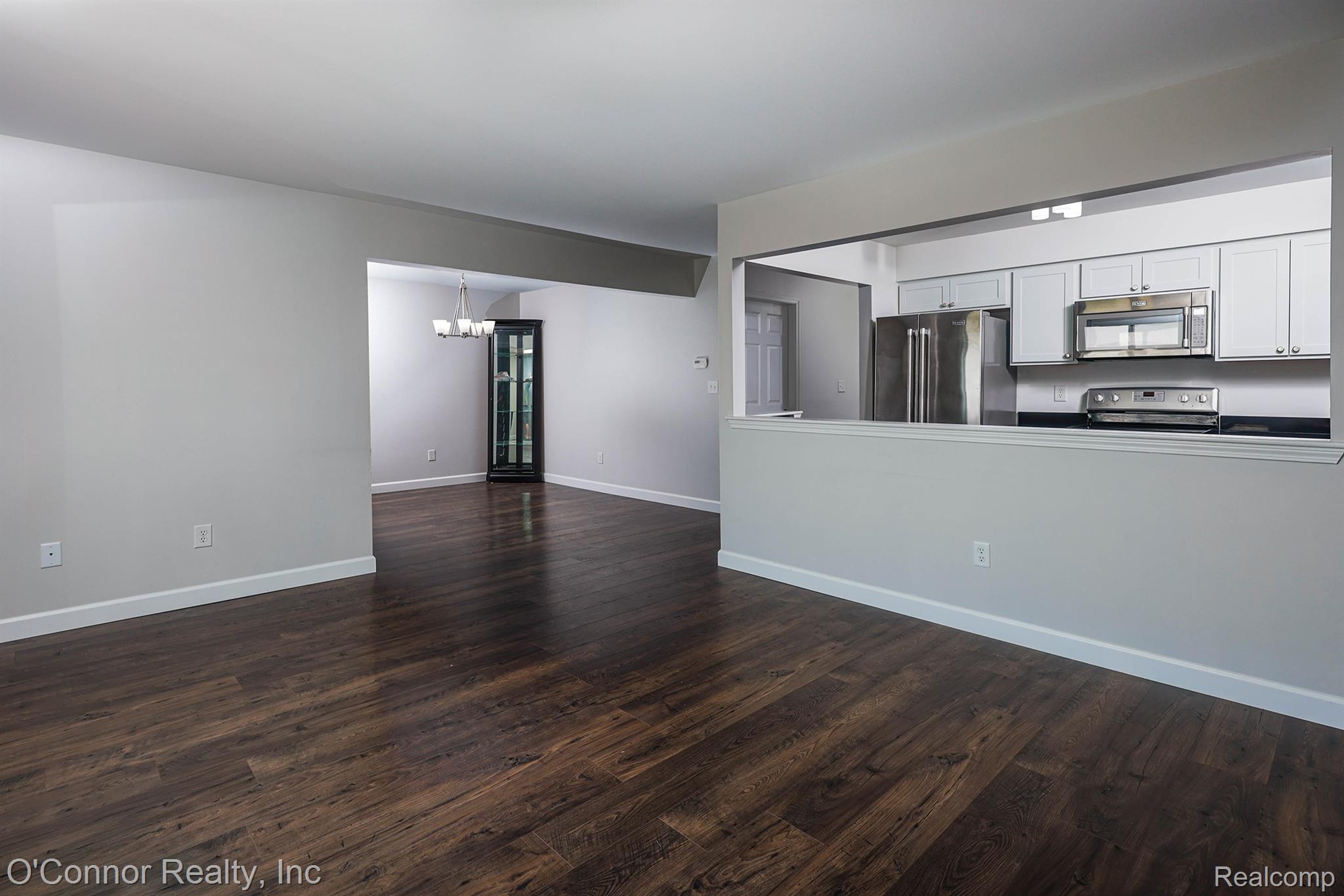 1660 River Road 38