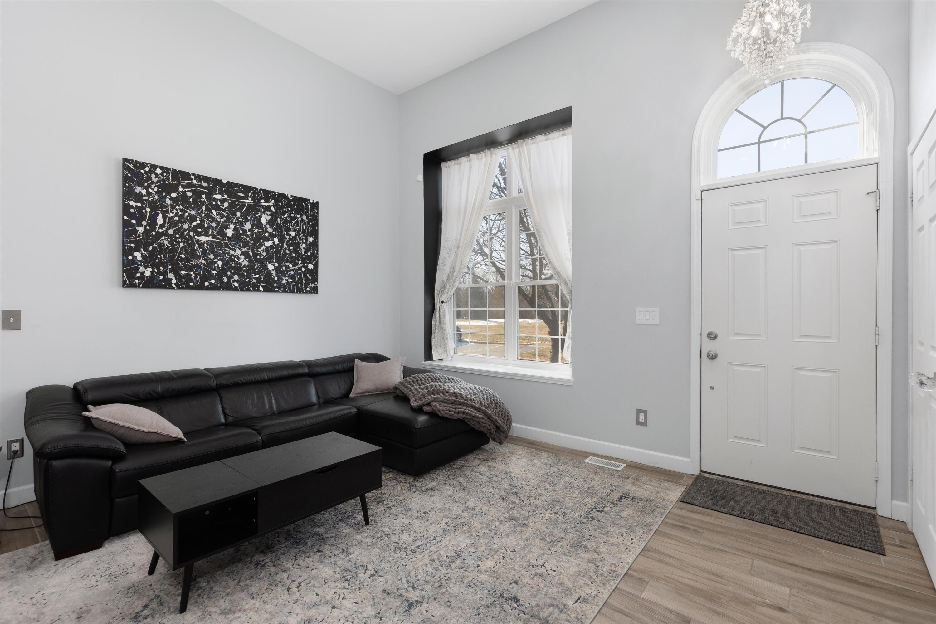 29374 Glen Oaks Boulevard W