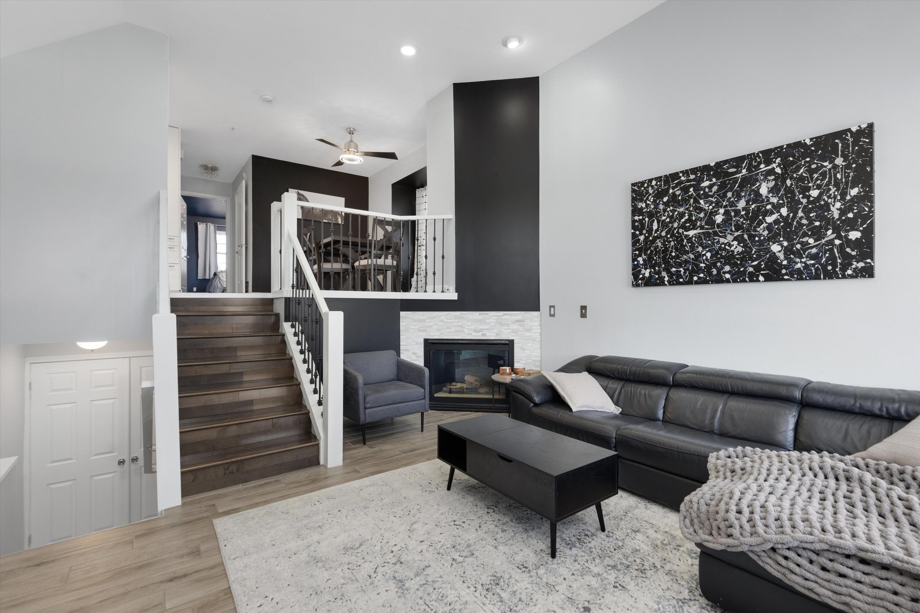 29374 Glen Oaks Boulevard W