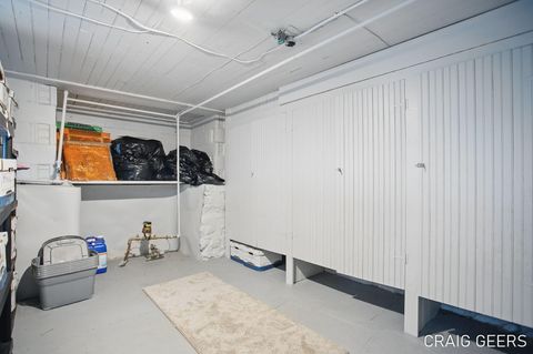 listing image 38