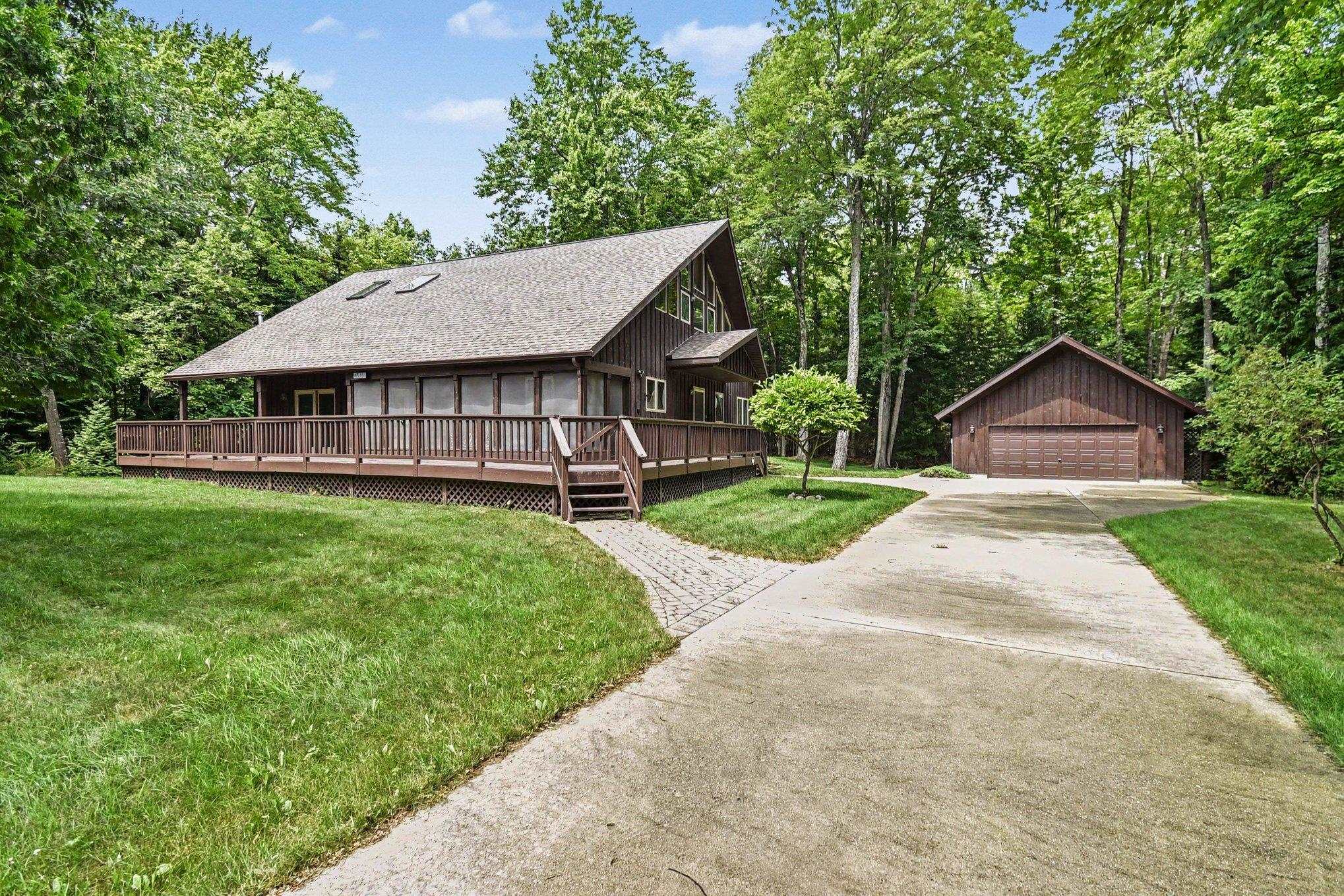 4943 Birchcrest Drive