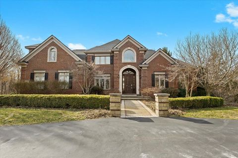 2833 STONE MEADOW Drive Milford Charter Township Oakland MI 48380