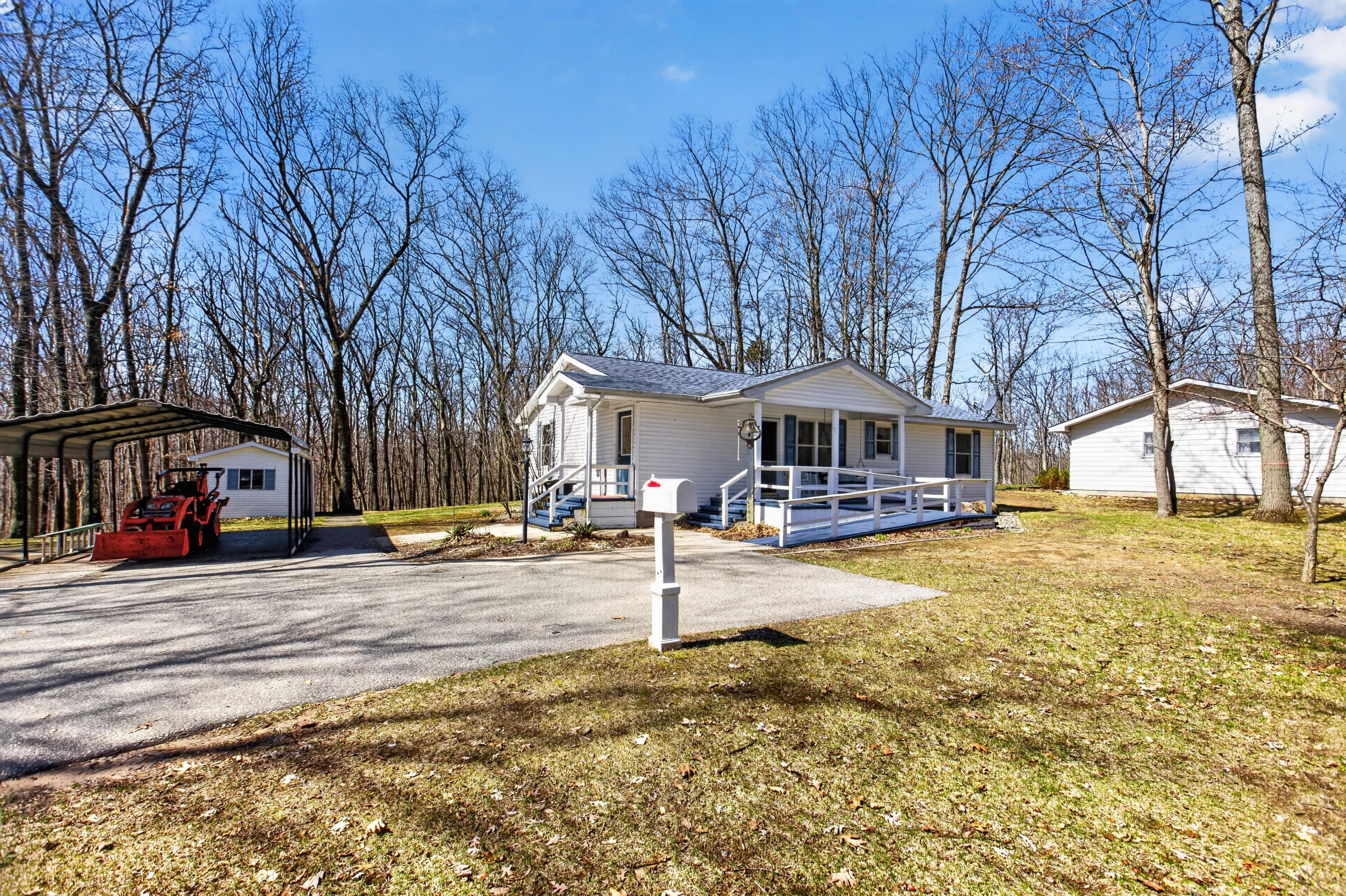 4161 Mockingbird Circle