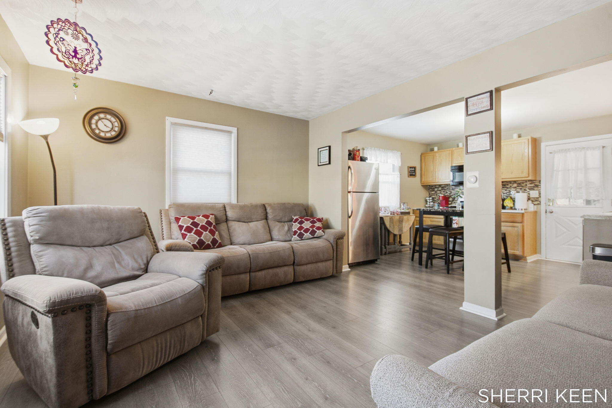 3276 Lombard Street SW