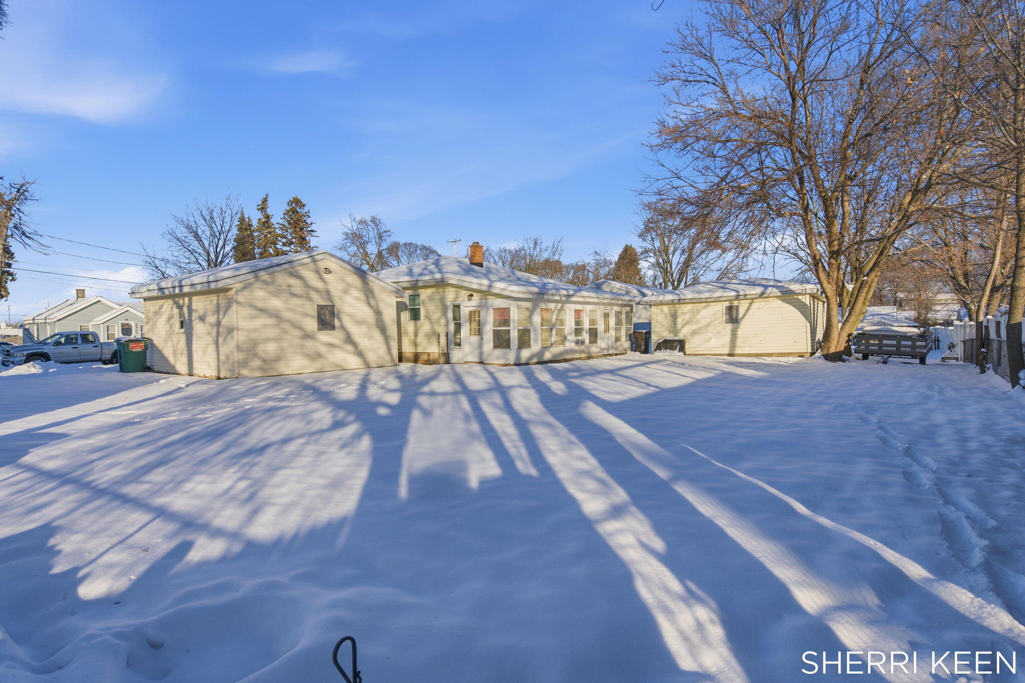 3276 Lombard Street SW