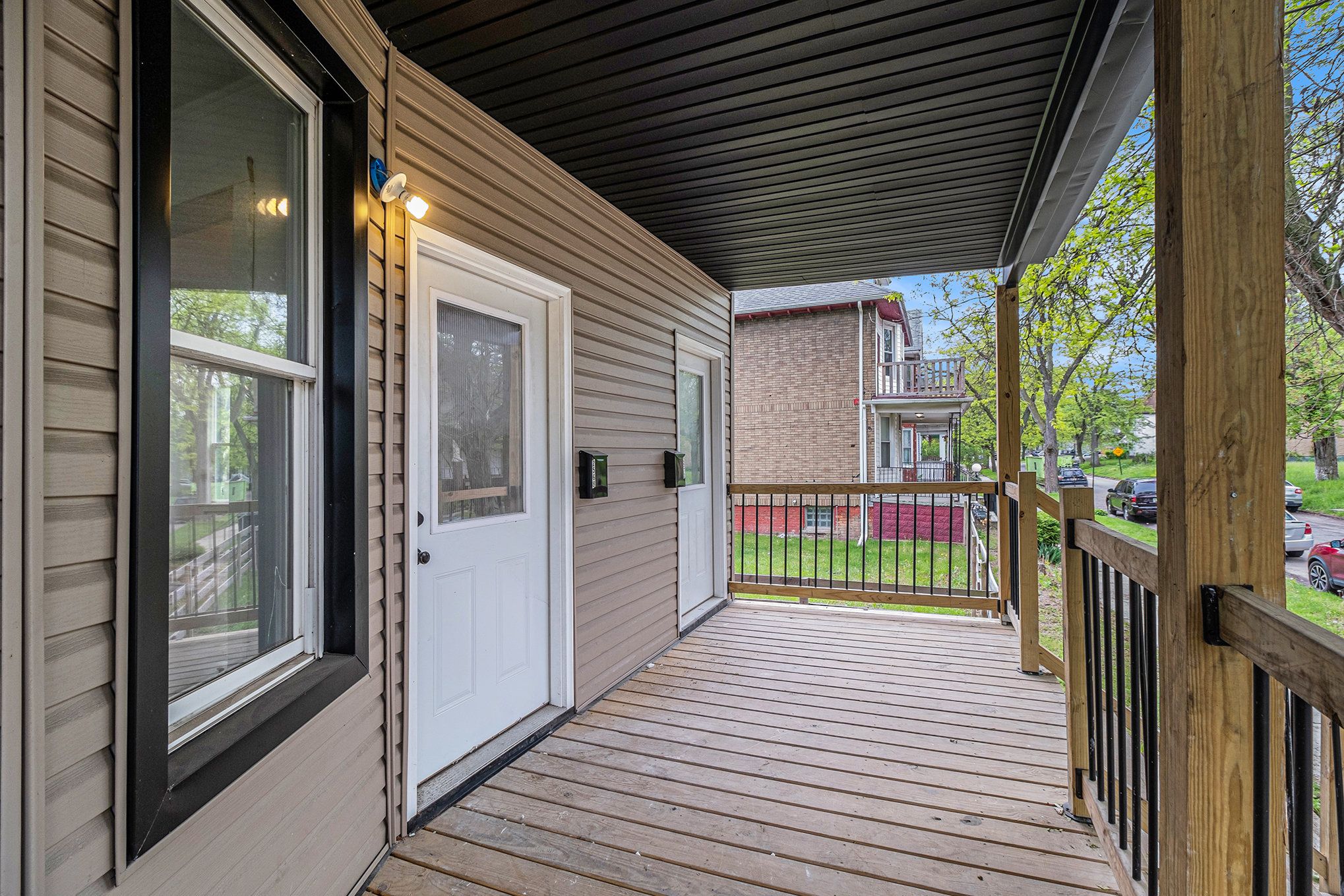 Detroit City Wayne, Michigan 48207, United States, 4 Bedrooms Bedrooms, ,2 BathroomsBathrooms,Residential,Active,132120