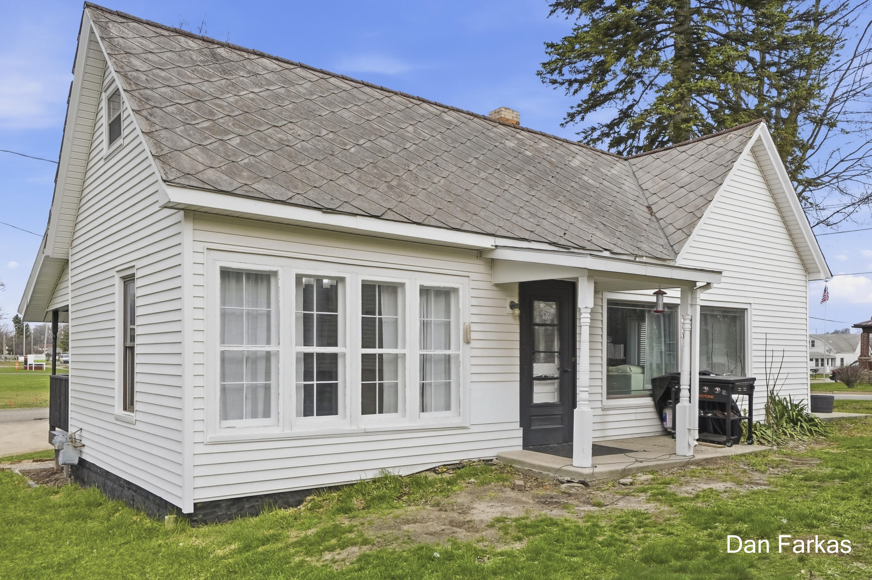 88 W Muskegon Street
