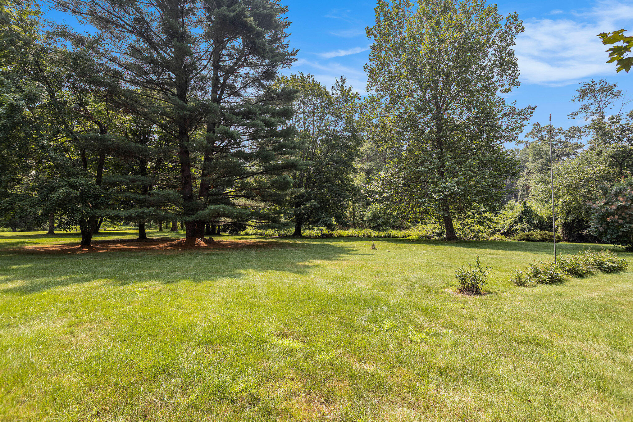 Bedford Charter Township, Michigan 49017, United States, 2 Bedrooms Bedrooms, ,1 BathroomBathrooms,Residential,Pending,187122