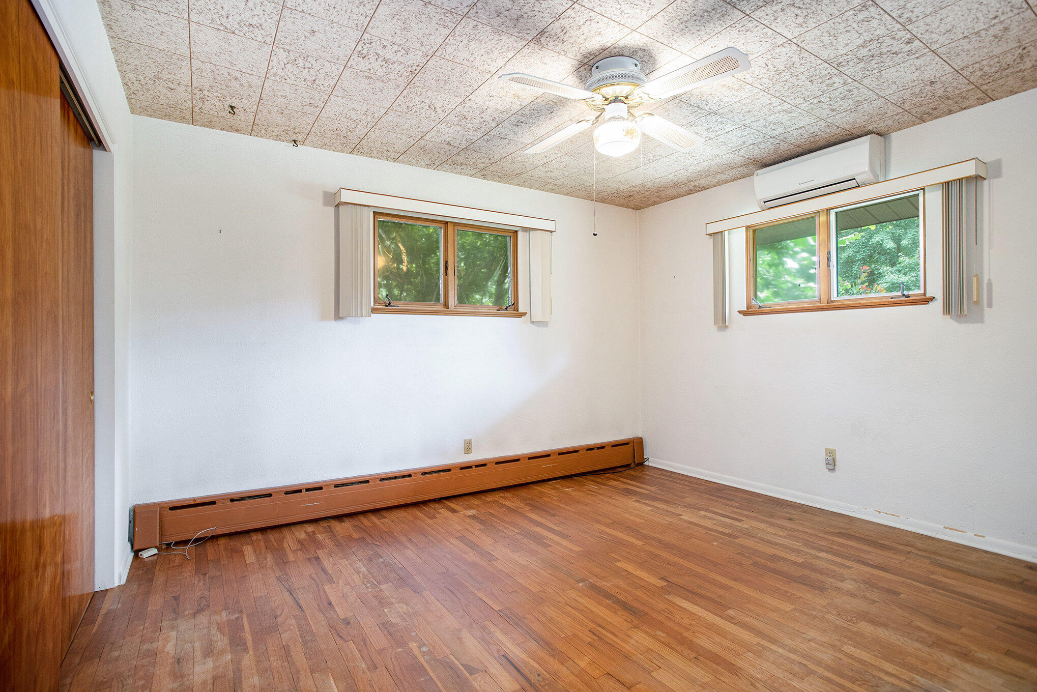 Bedford Charter Township, Michigan 49017, United States, 2 Bedrooms Bedrooms, ,1 BathroomBathrooms,Residential,Pending,187122