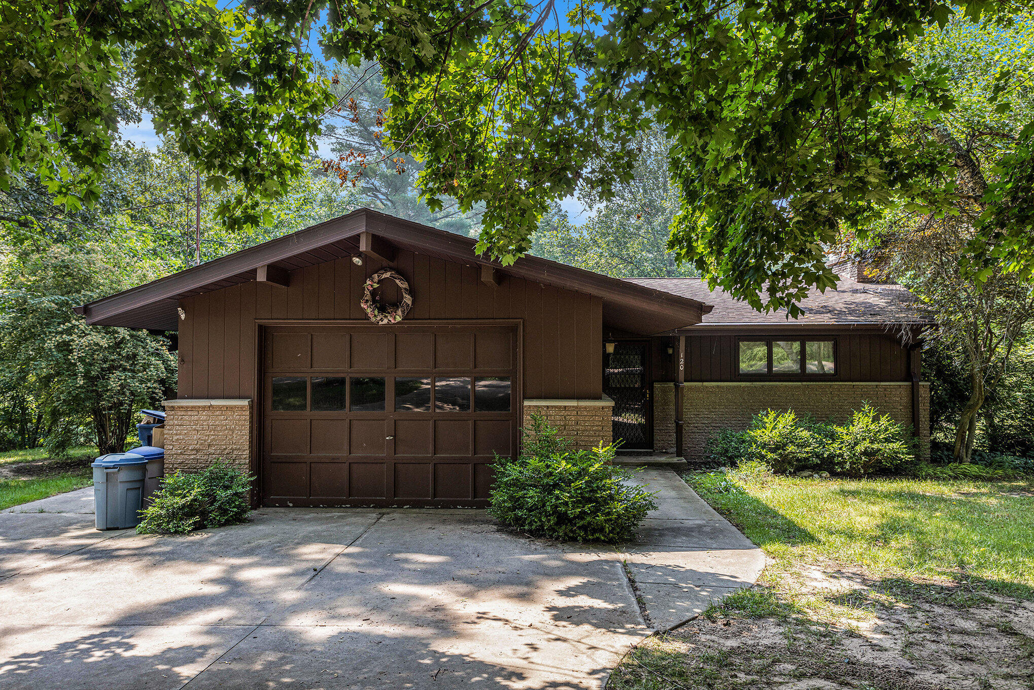 Bedford Charter Township, Michigan 49017, United States, 2 Bedrooms Bedrooms, ,1 BathroomBathrooms,Residential,Pending,187122