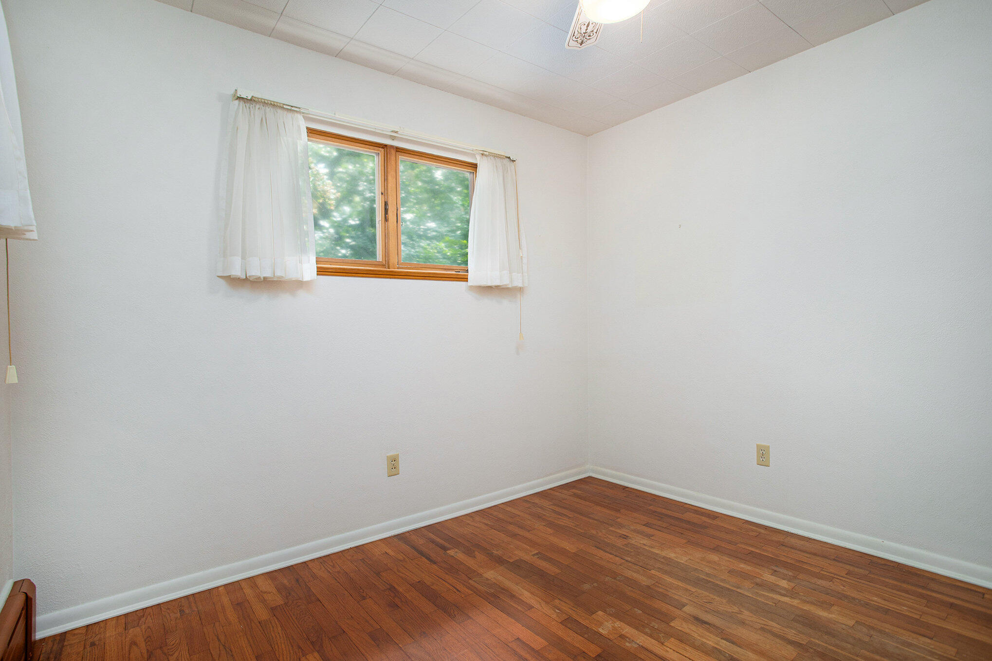 Bedford Charter Township, Michigan 49017, United States, 2 Bedrooms Bedrooms, ,1 BathroomBathrooms,Residential,Pending,187122