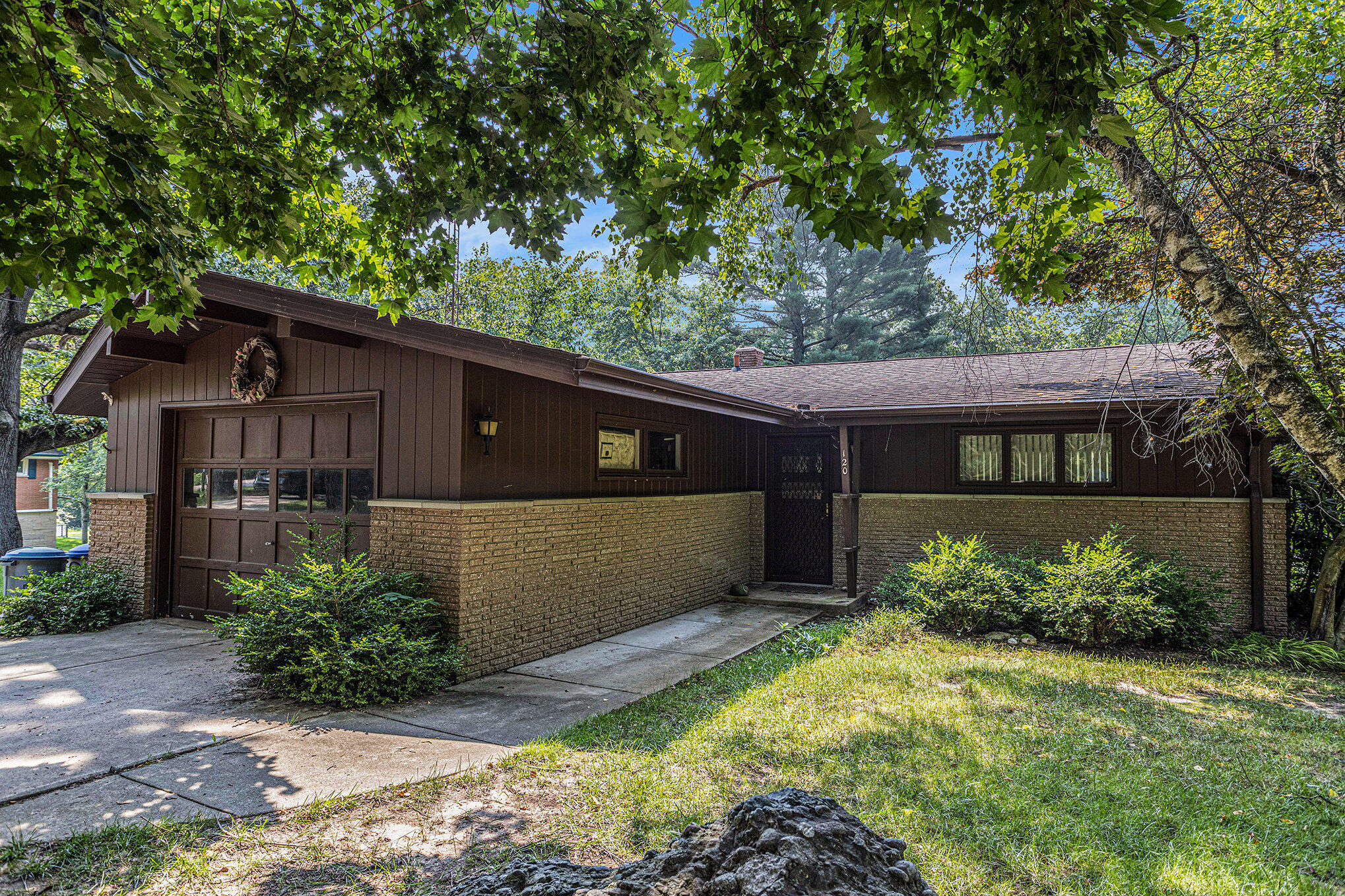 Bedford Charter Township, Michigan 49017, United States, 2 Bedrooms Bedrooms, ,1 BathroomBathrooms,Residential,Pending,187122