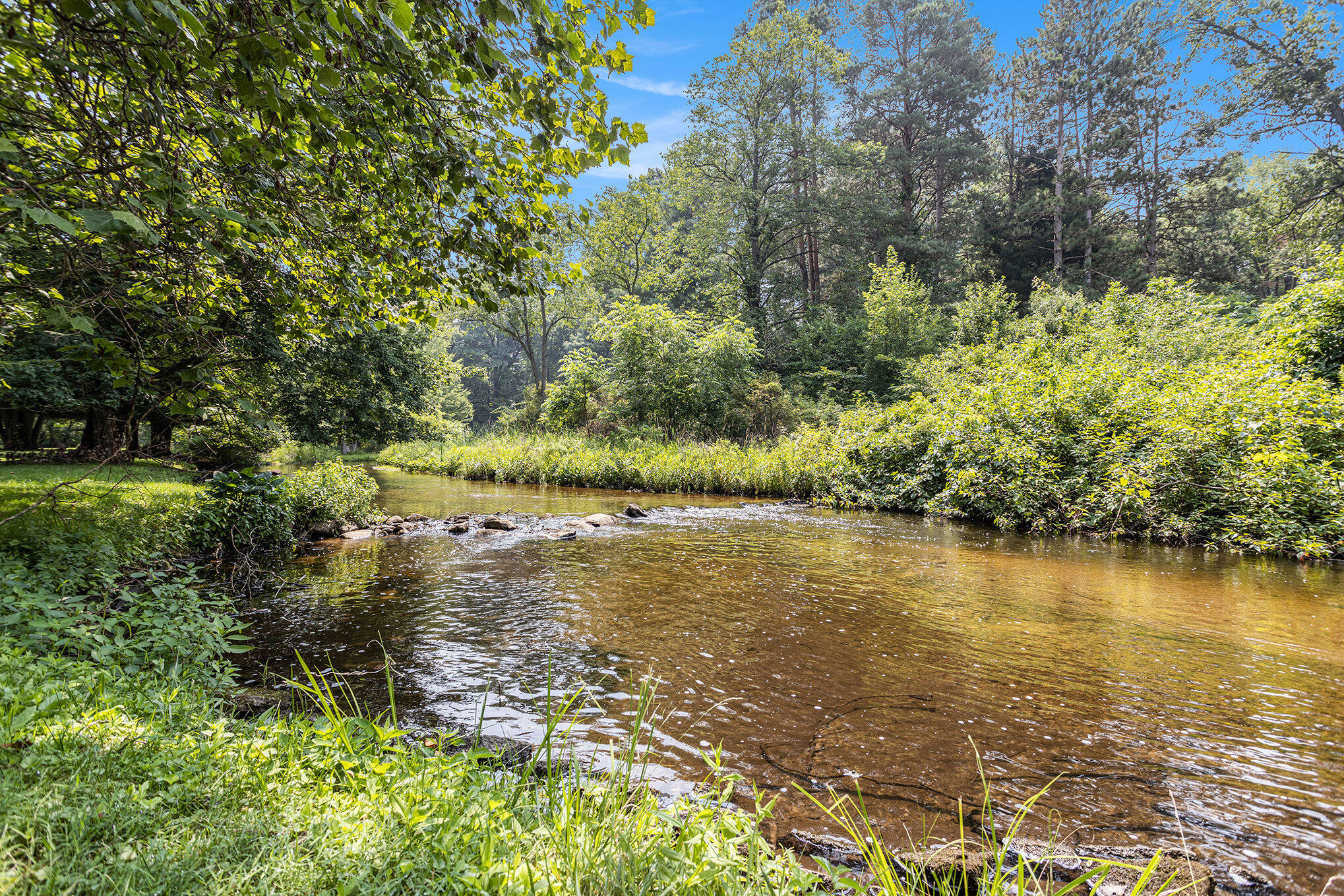 Bedford Charter Township, Michigan 49017, United States, 2 Bedrooms Bedrooms, ,1 BathroomBathrooms,Residential,Pending,187122