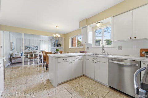 Tiny photo for 29230 Bermuda Lane, Southfield City, MI 48076 (MLS # 20261081949)