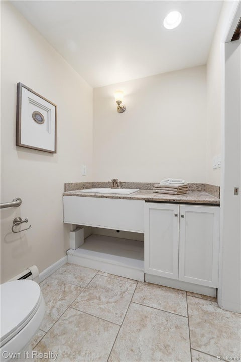 Tiny photo for 29230 Bermuda Lane, Southfield City, MI 48076 (MLS # 20261081949)