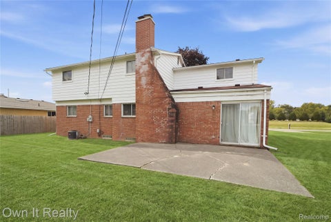 Tiny photo for 29230 Bermuda Lane, Southfield City, MI 48076 (MLS # 20261081949)