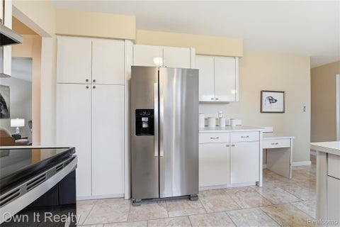 Tiny photo for 29230 Bermuda Lane, Southfield City, MI 48076 (MLS # 20261081949)