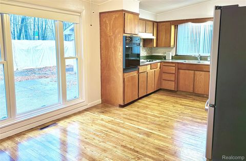 Tiny photo for 36945 Menton Street, Romulus City, MI 48174 (MLS # 20261002003)