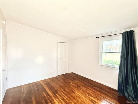 Tiny photo for 36945 Menton Street, Romulus City, MI 48174 (MLS # 20261002003)