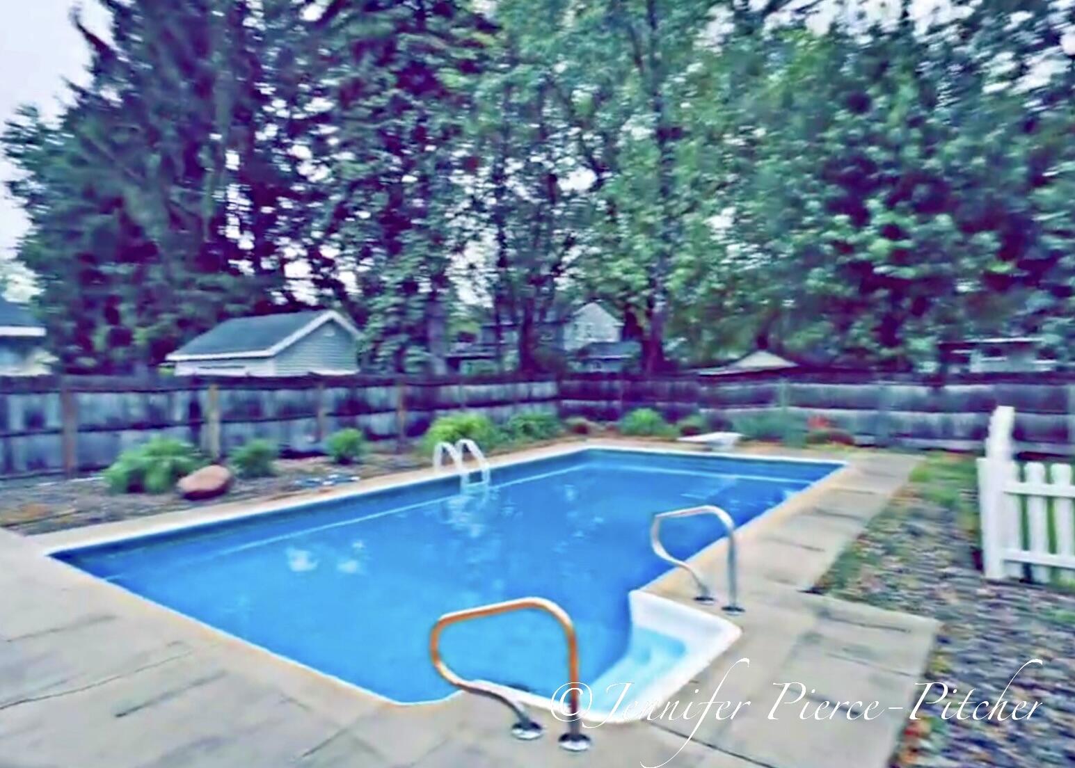 7439 Eastlane Avenue