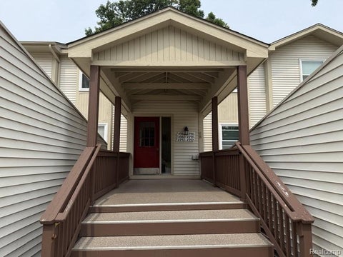Photo for 4962 OAK HILL Drive 75