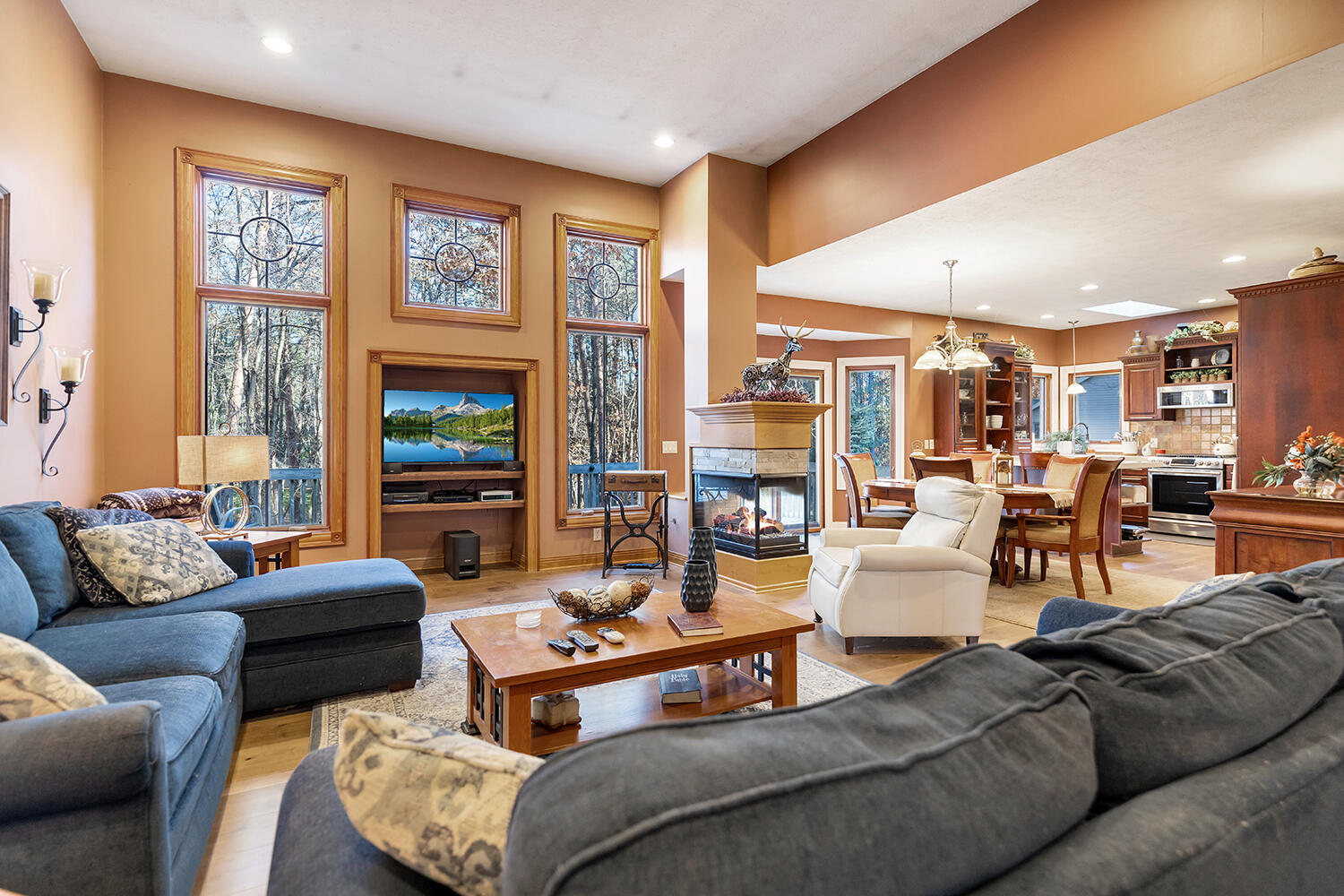 9248 Lake Gerald Drive NE