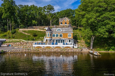 Photo for 14625 A Edgewater Drive