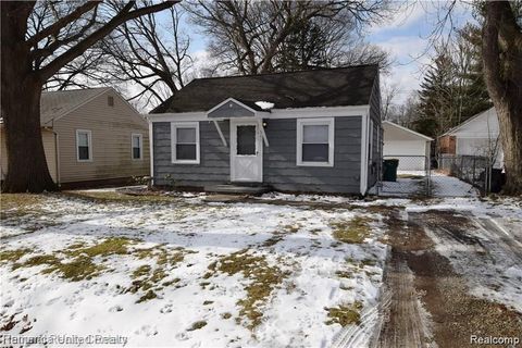21541 Collingham Avenue Farmington City MI 48336