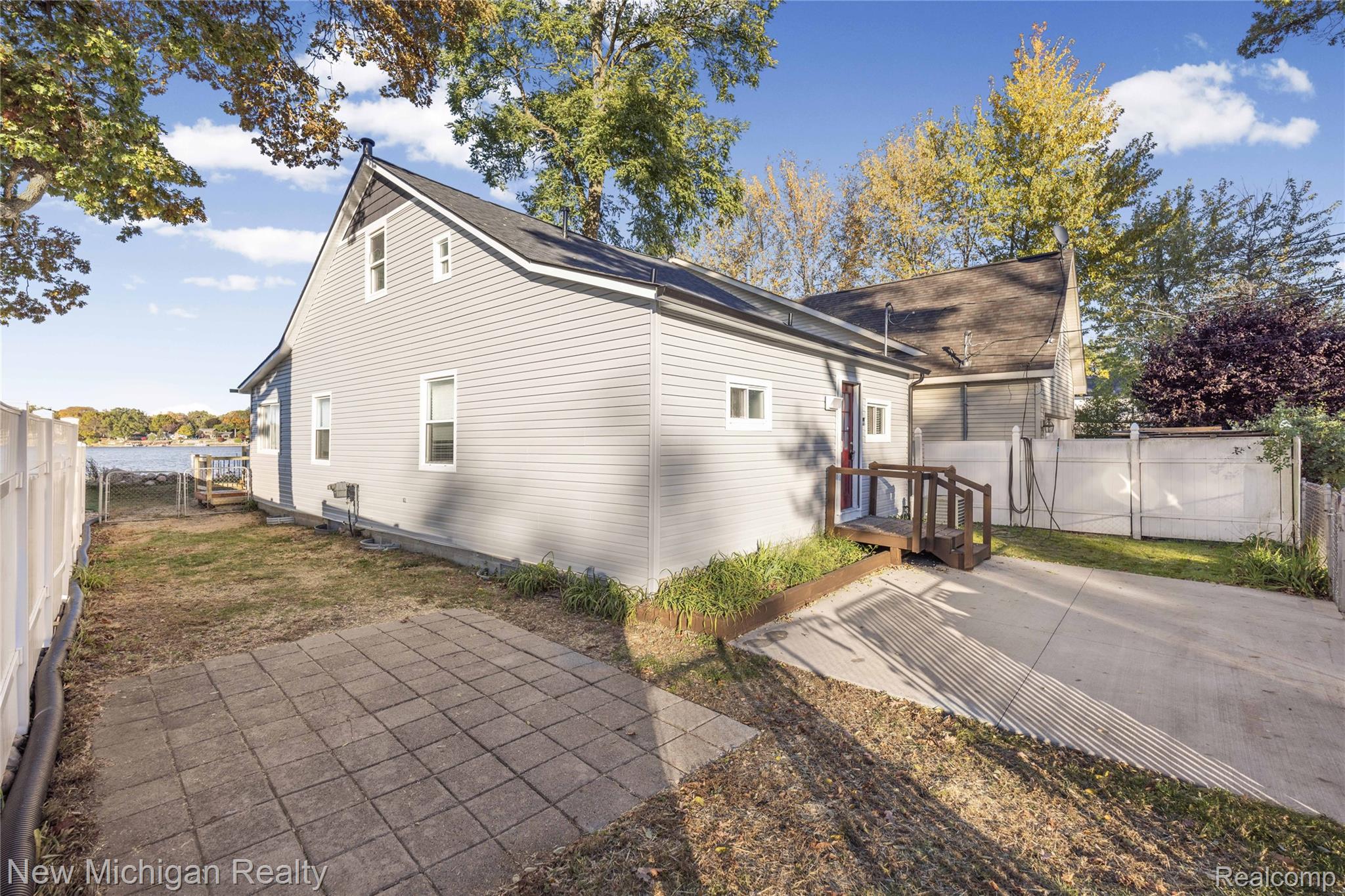 8665 Cooley Lake Road