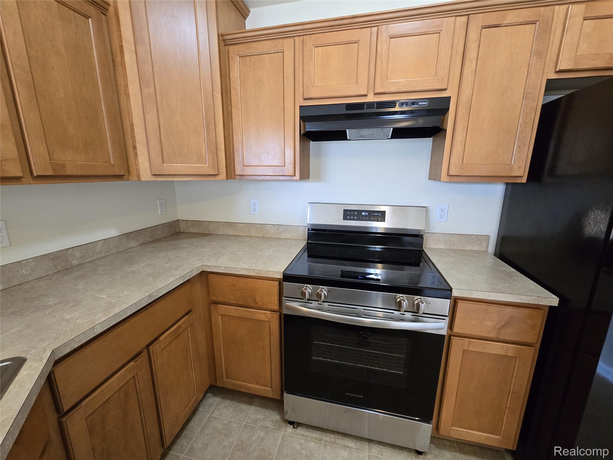 27601 Hidden Oaks Drive