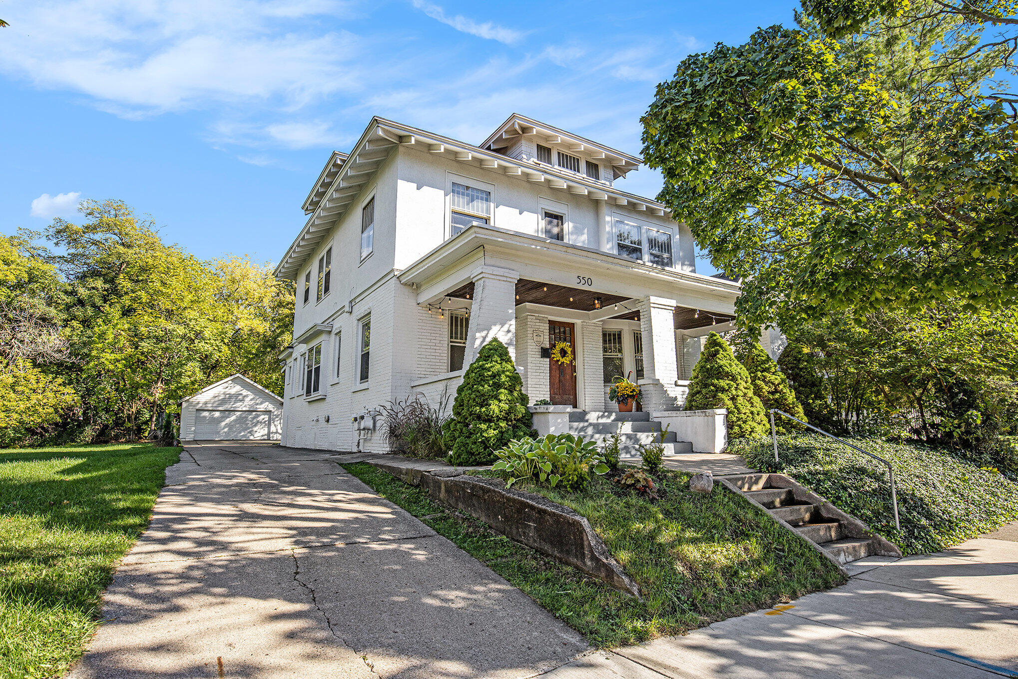 550 Lafayette Ave Avenue SE