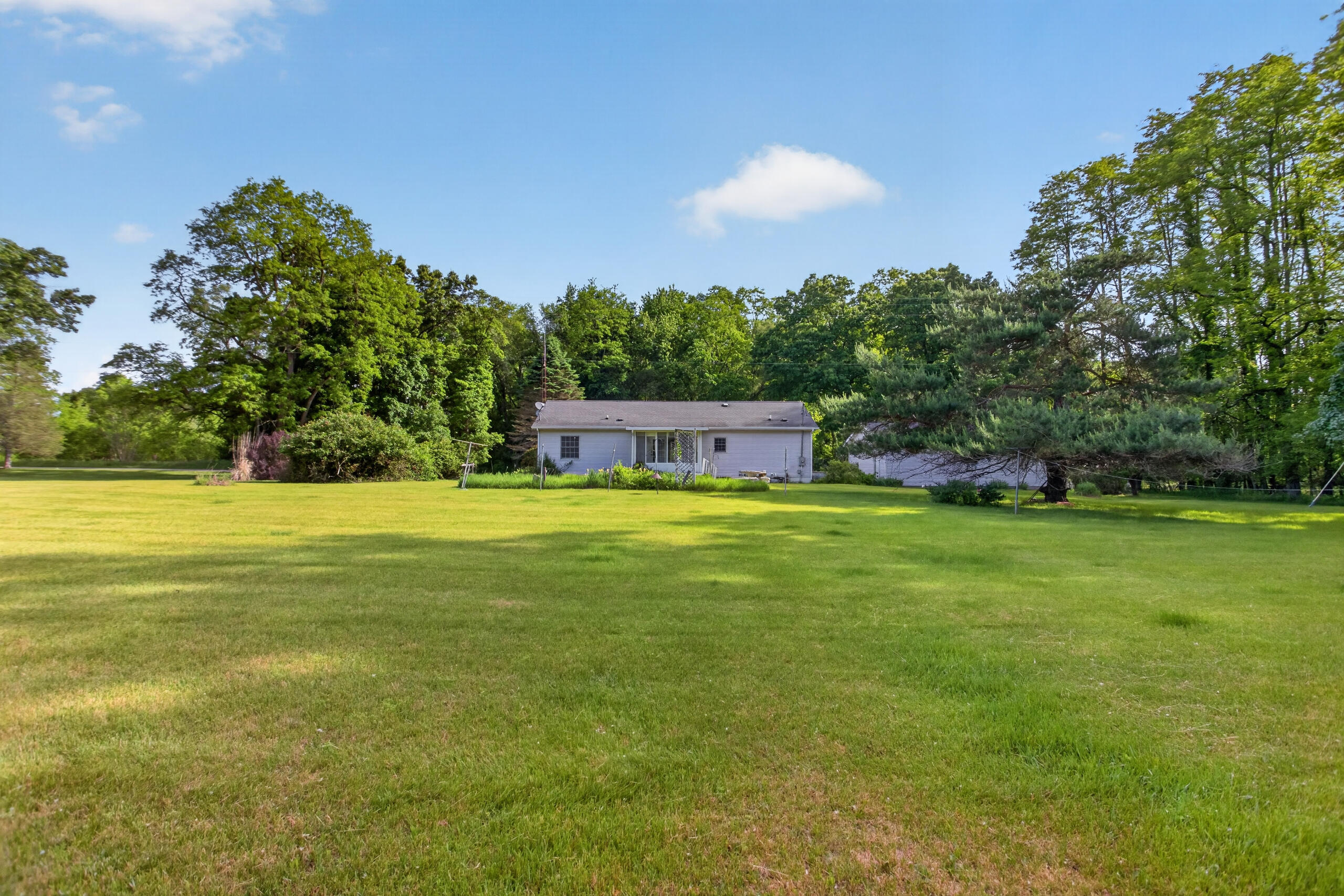 3635 Hart Road