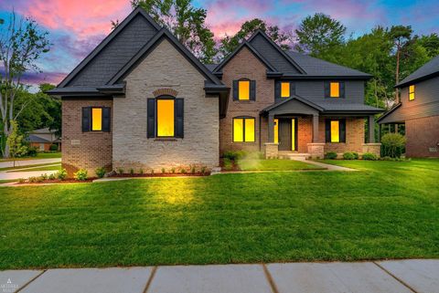 11851 Ovation Court Court Shelby Charter Township MI 48315