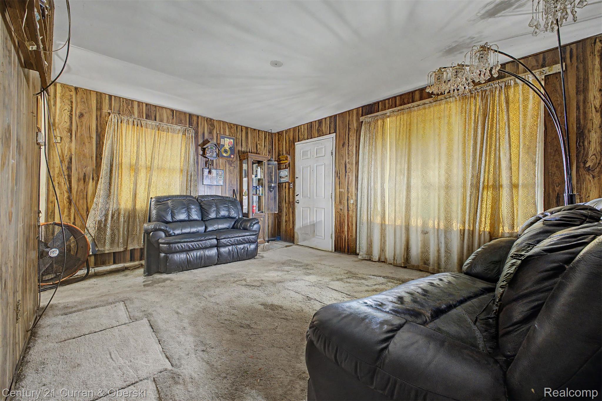 2766 Margaret Street