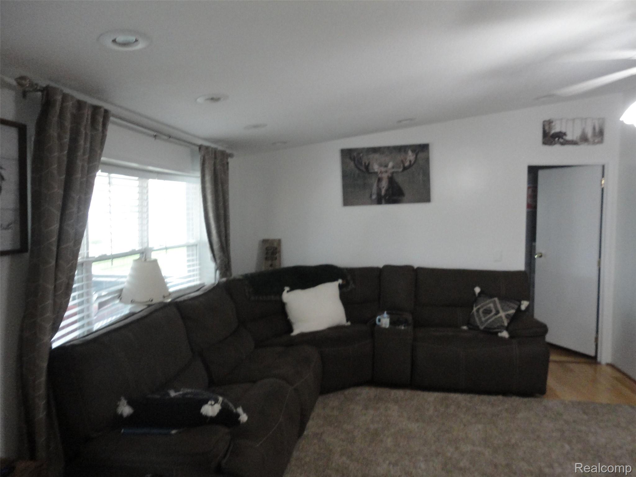 815 Jacobs Landing