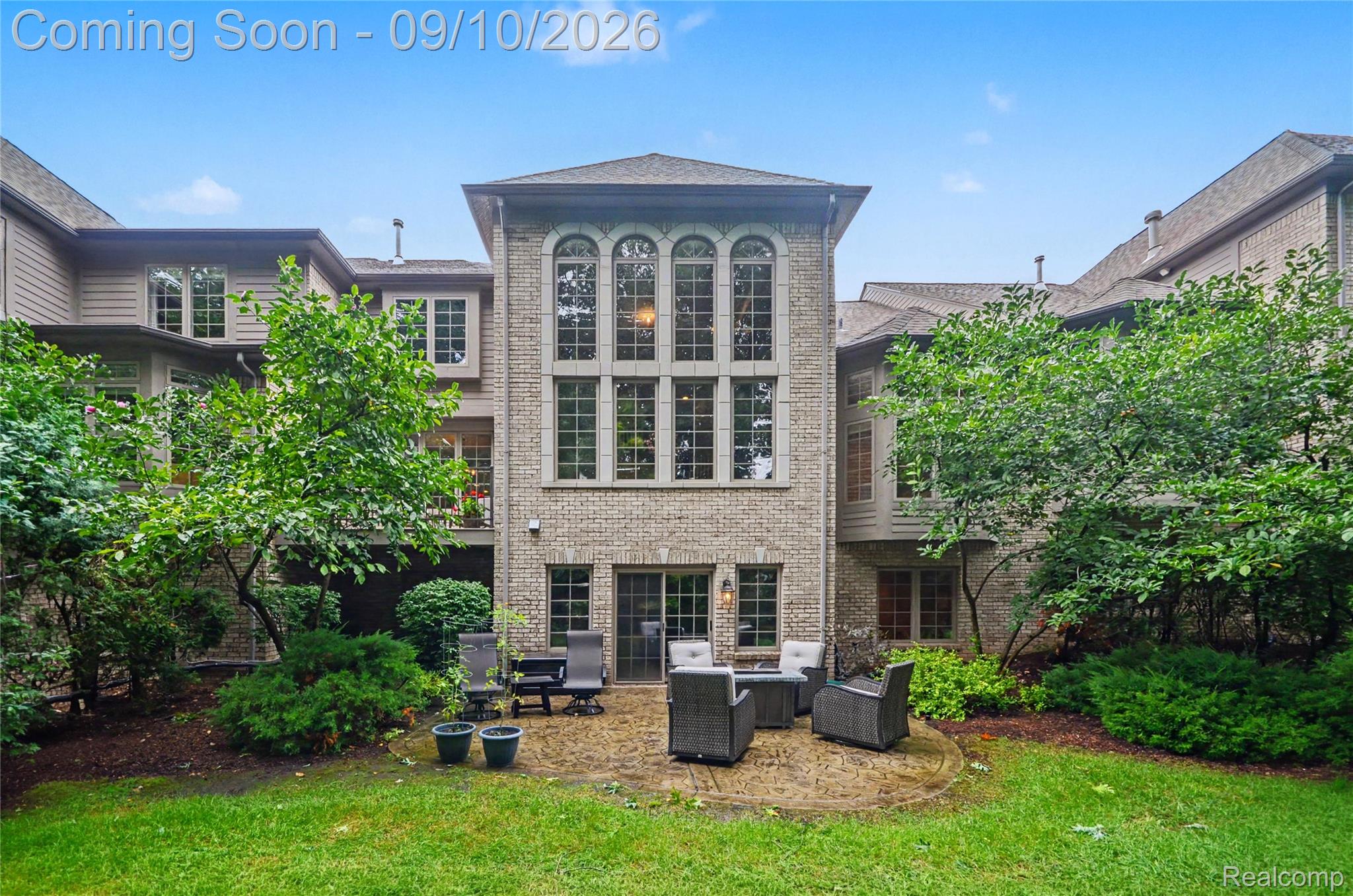 6464 Enclave Drive